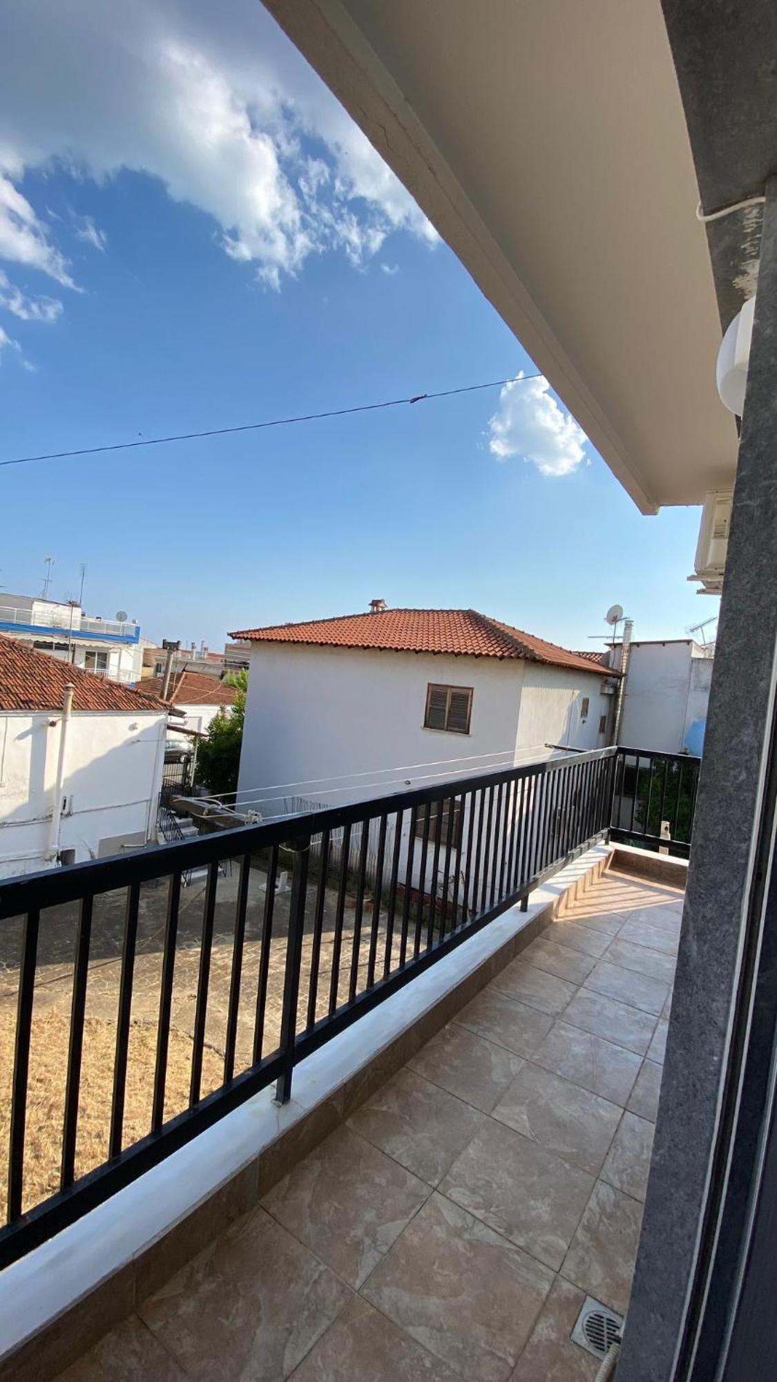 ניאה מודאניה Family Apartment מראה חיצוני תמונה