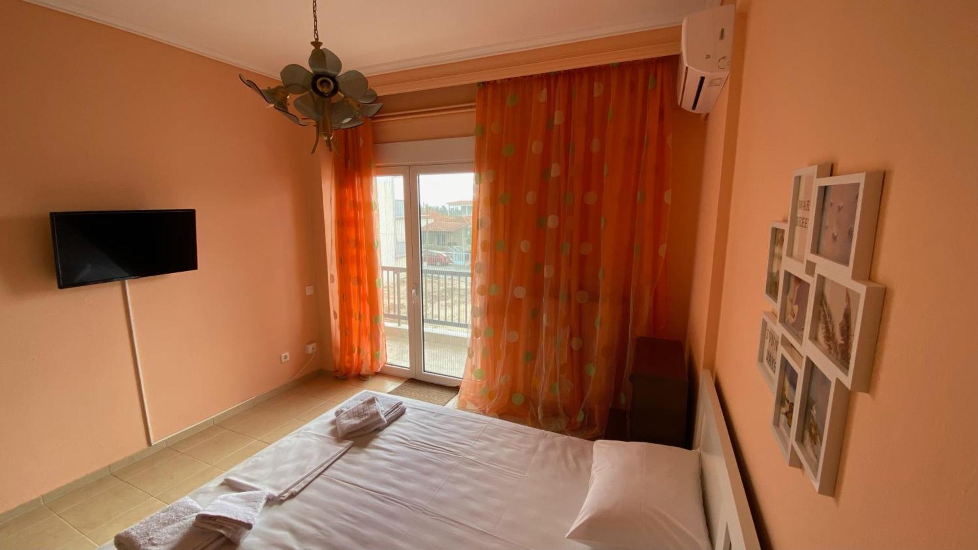 ניאה מודאניה Family Apartment מראה חיצוני תמונה